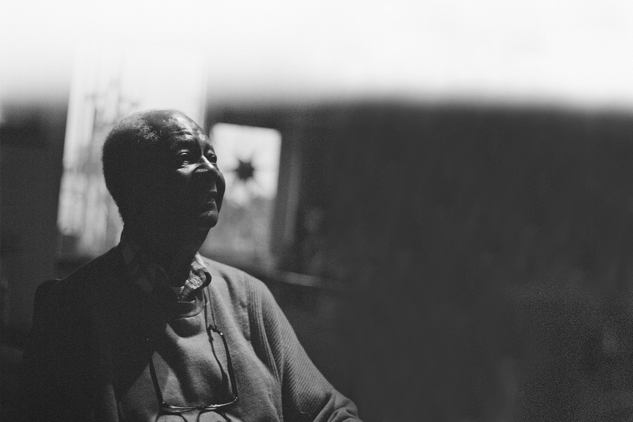 Black and white image of Johan Henrij Dumfries as an old man